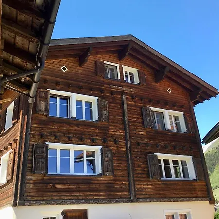 Casa Nacla Sedrun/surrein سيدرن