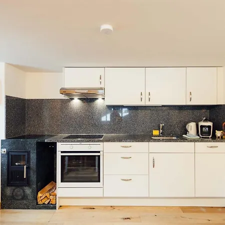 Casa Nacla Sedrun/surrein Apartamento