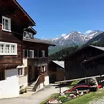 Casa Nacla Sedrun/surrein Daire